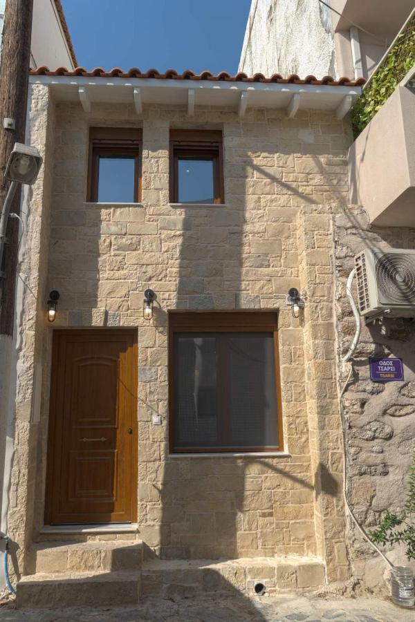 Jacuzzi Maisonette In Sfakia Center 'New 2023' Apartman Hóra Szfakíon Kültér fotó